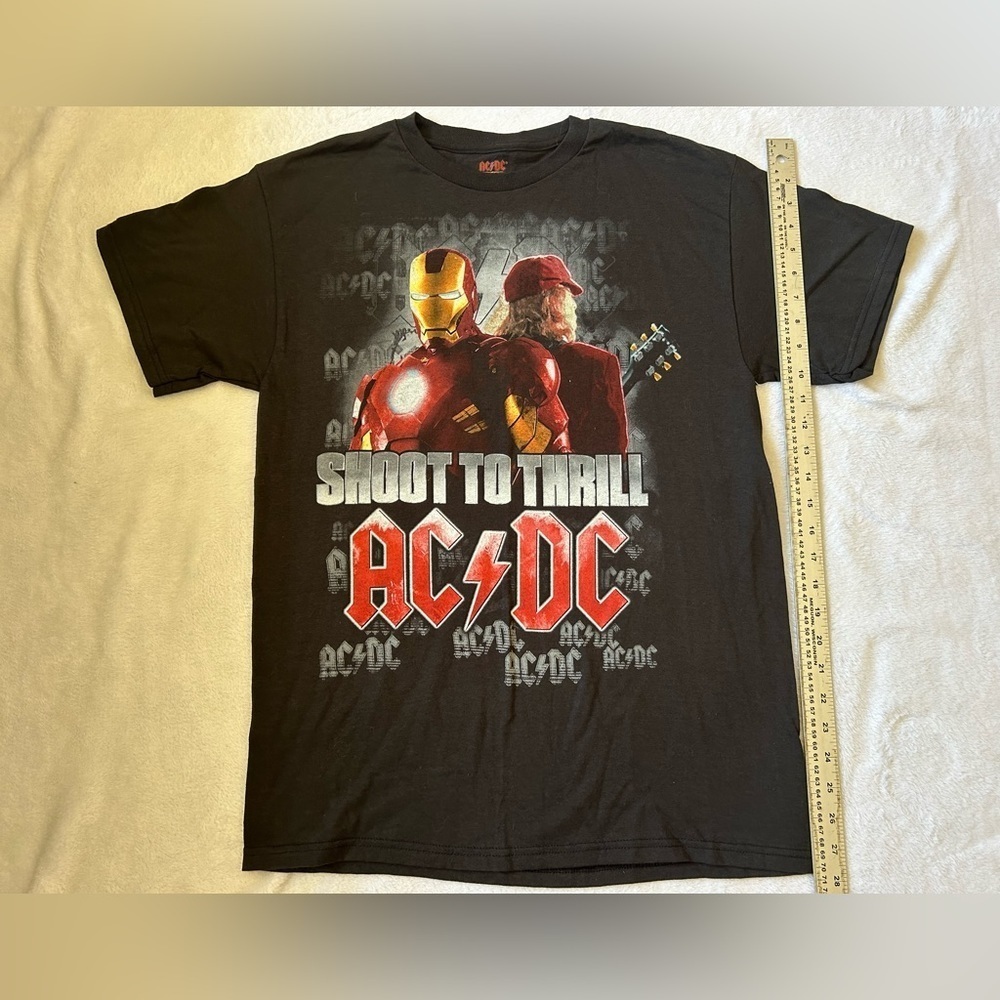 AC/DC Shoot To Thrill Band Tshirt